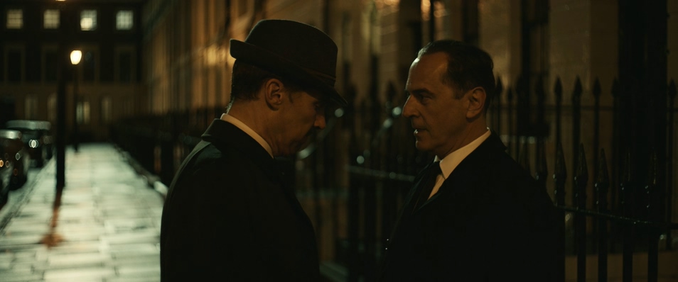 推荐电影《信使》，卷福为这出间谍兄弟情做了太大牺牲