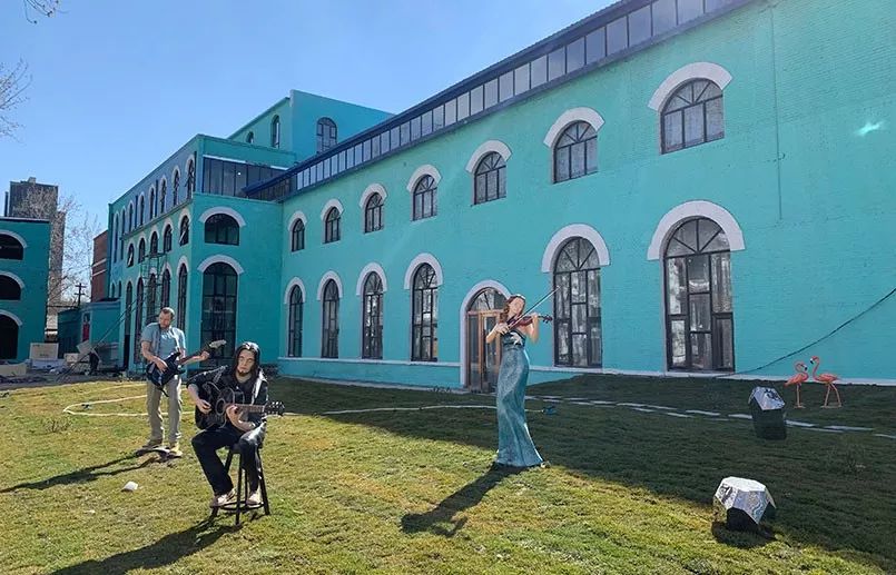 如何选一个靠谱的化妆培训机构,一篇文章带你认识在线课堂