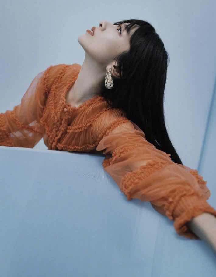 hebe年轻时高傲,hebe年轻短发