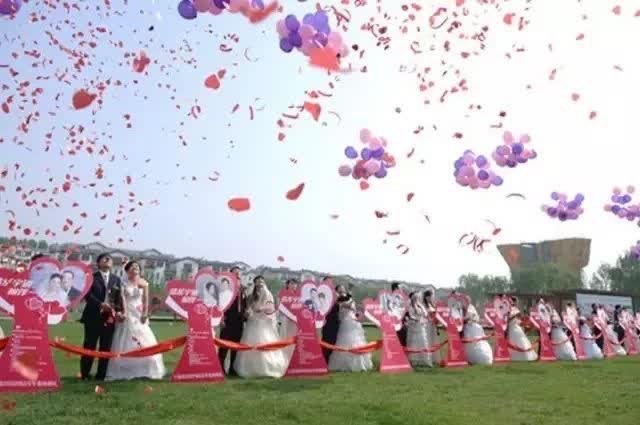 扬州一场33年前的集体婚礼，在抖音上火了