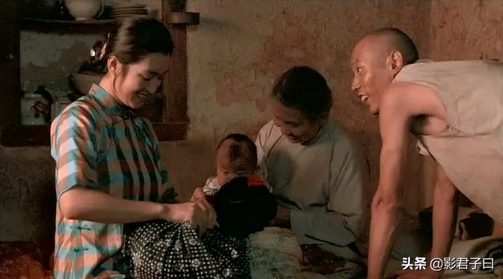 活着影评观后感3000字,电影活着影评手写