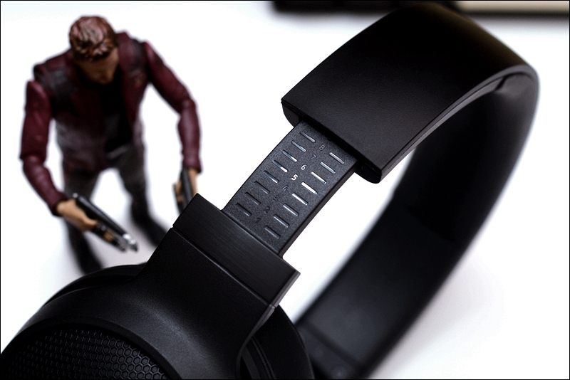 雷蛇入耳式游戏电竞耳机推荐,雷蛇头戴式电竞游戏耳机推荐