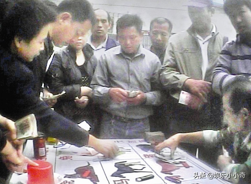 面对爱赌博的父亲该怎么办,有一个爱赌博的父亲不听劝怎么办