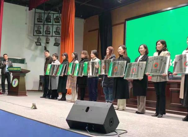 郑州校园足球特色学校,郑州校园足球高中甲组