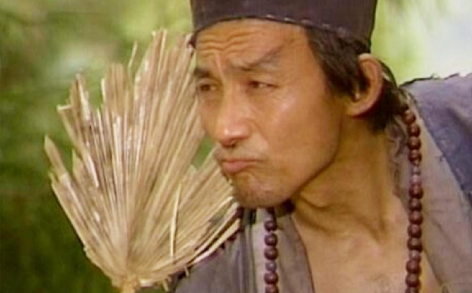 达叔哭戏演技炸裂的瞬间,游本昌半哭半笑表情动图