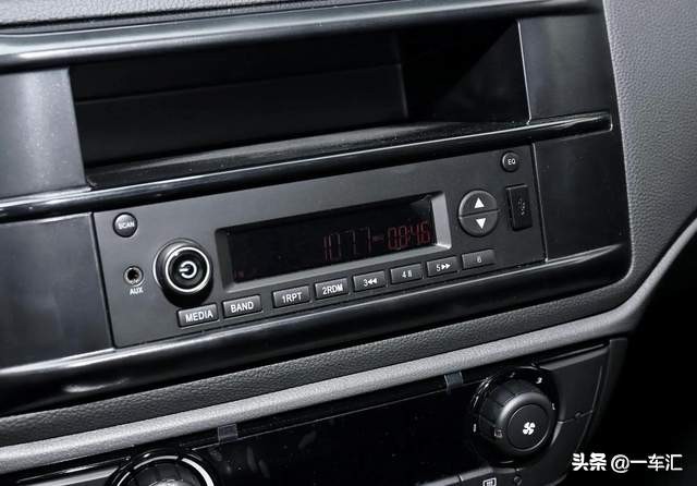 观致3自动挡领先版,观致32018领先款