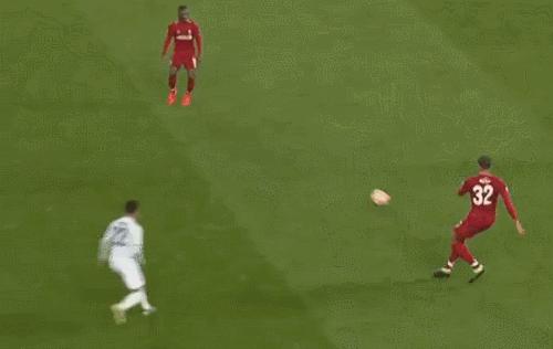 利物浦传奇中场,利物浦功勋中场哈维