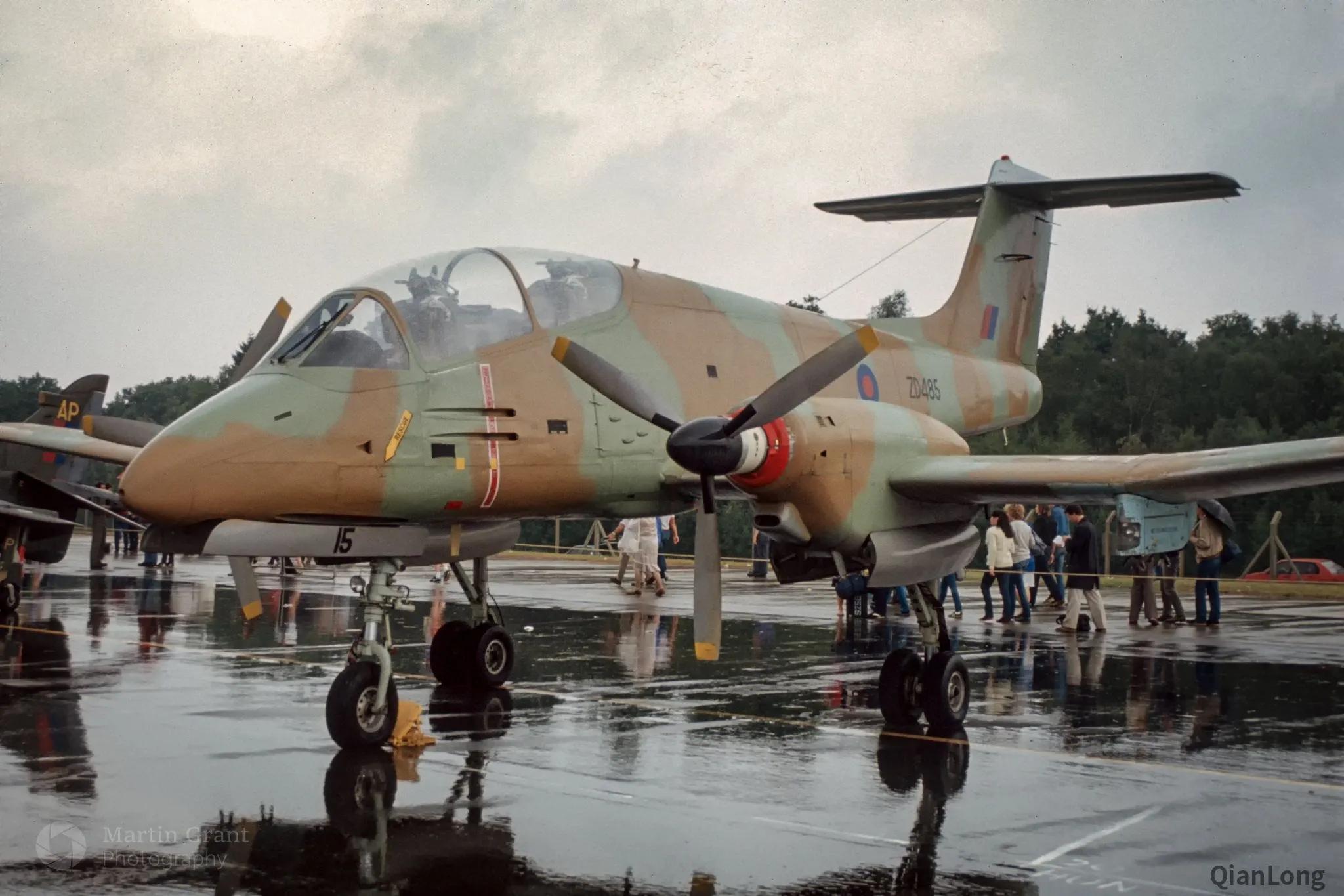 油管评论阿根廷订购12架枭龙战机,阿根廷买枭龙战机能对付阵风吗