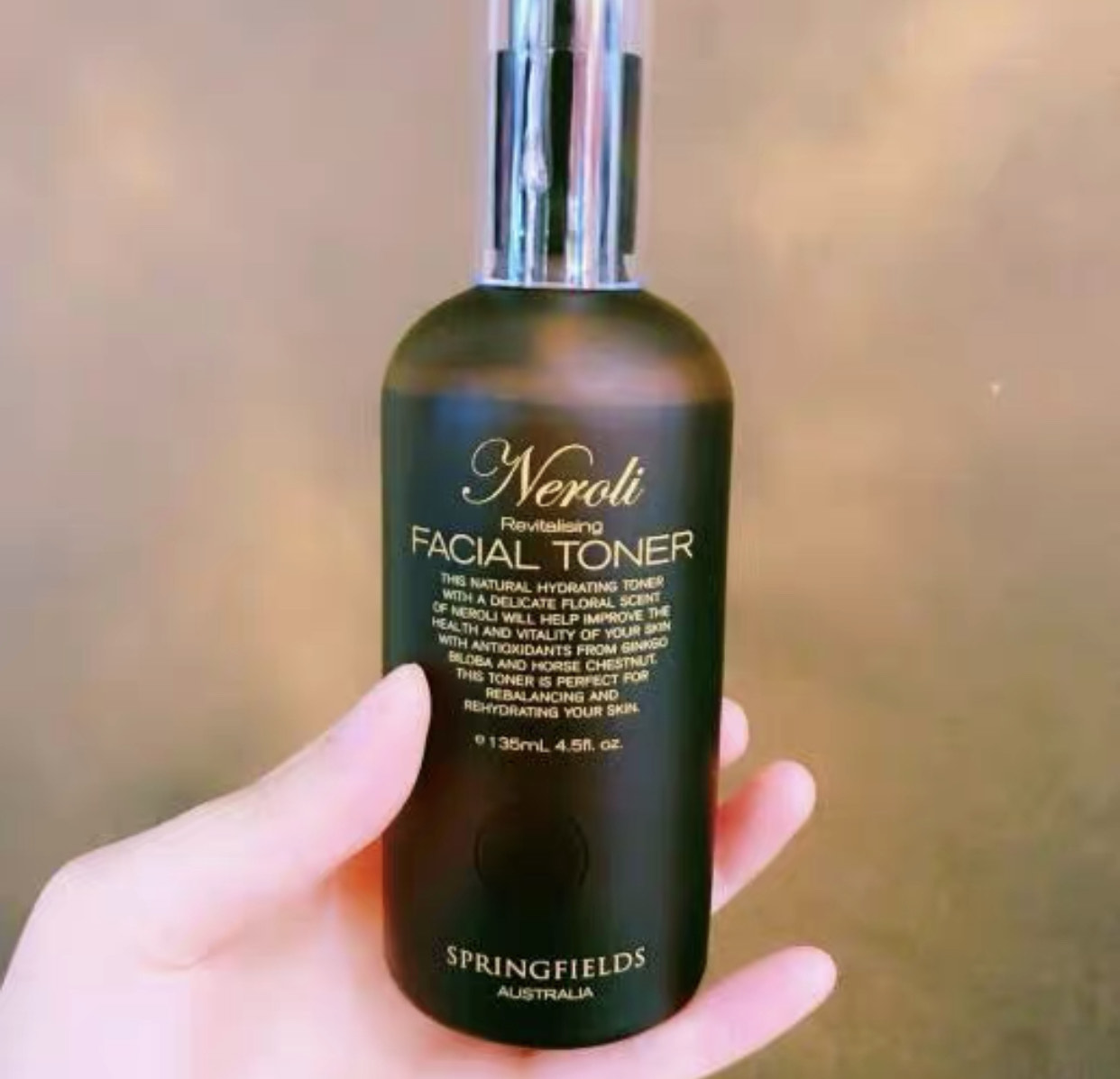 买不起贵的精华,买不起大牌