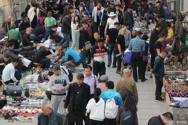 最火爆的地摊赚钱项目,地摊创业必备的50个思维逻辑