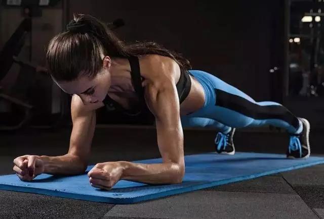 肚子不大就是很松弛怎么办,宝妈腹部松弛下垂可以手术吗