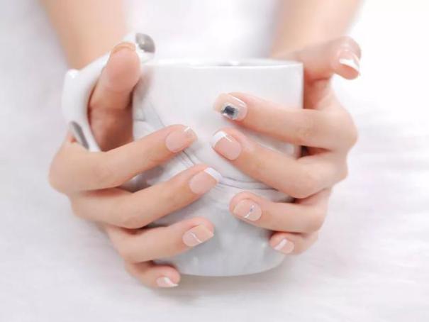 做美甲对孕妇有危害吗,好看的美甲款式超级闪视频