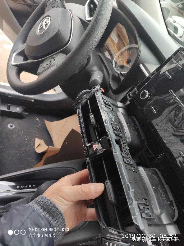 21款卡罗拉车如何安装高德导航,卡罗拉导航一体机自己怎样安装