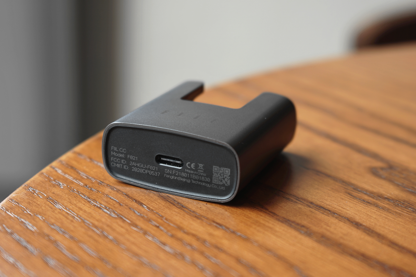 汪峰耳机fiil使用说明,汪峰耳机fiil能无线充电吗