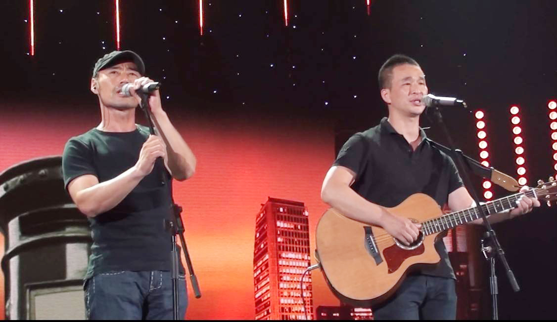 旭日阳刚王旭落寞歌手,旭日阳刚王旭和他的妻子