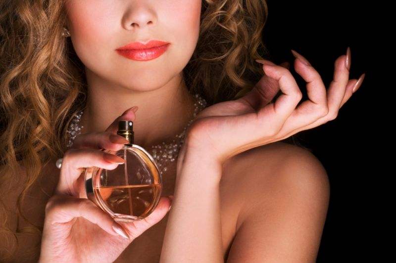 滚珠香水正确使用方法,香水的正确使用方法男士