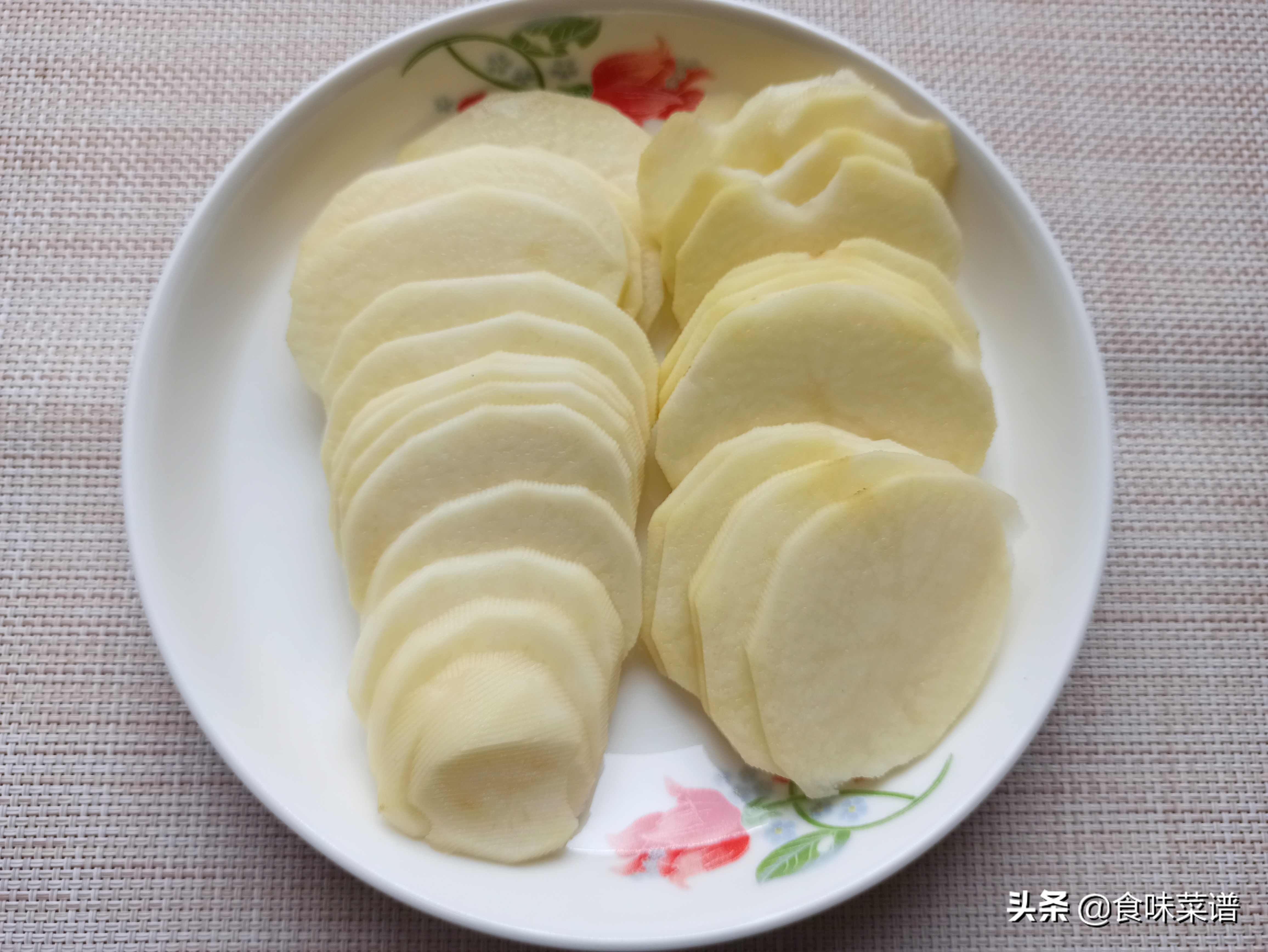 土豆肉末新吃法软嫩可口鲜香美味,土豆炖鸡家常做法鲜香入味