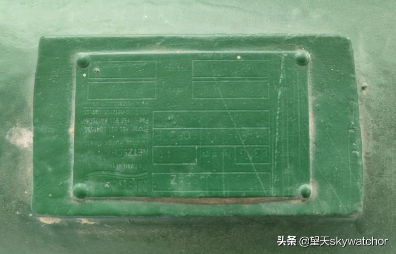 克拉玛依魔鬼城石油井,克拉玛依魔鬼城