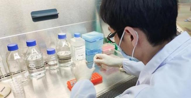 华裔病毒专家被杀一案详情,美籍华人研究病毒被杀