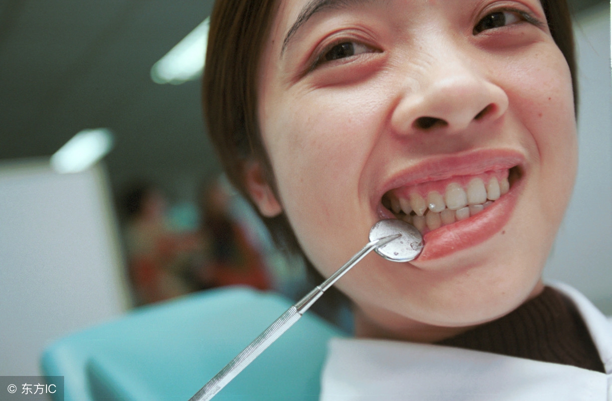牙齿疾病早发现早治疗,牙齿全部坏死了最好补哪种牙齿