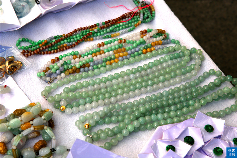 腾冲翡翠玉器市场,腾冲玉石老店