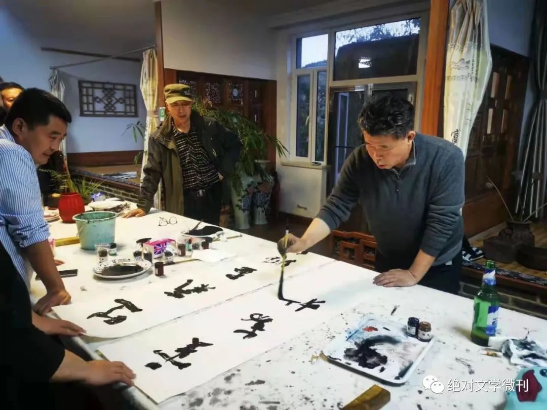 走进云峰山庄,卧云山庄天柱山