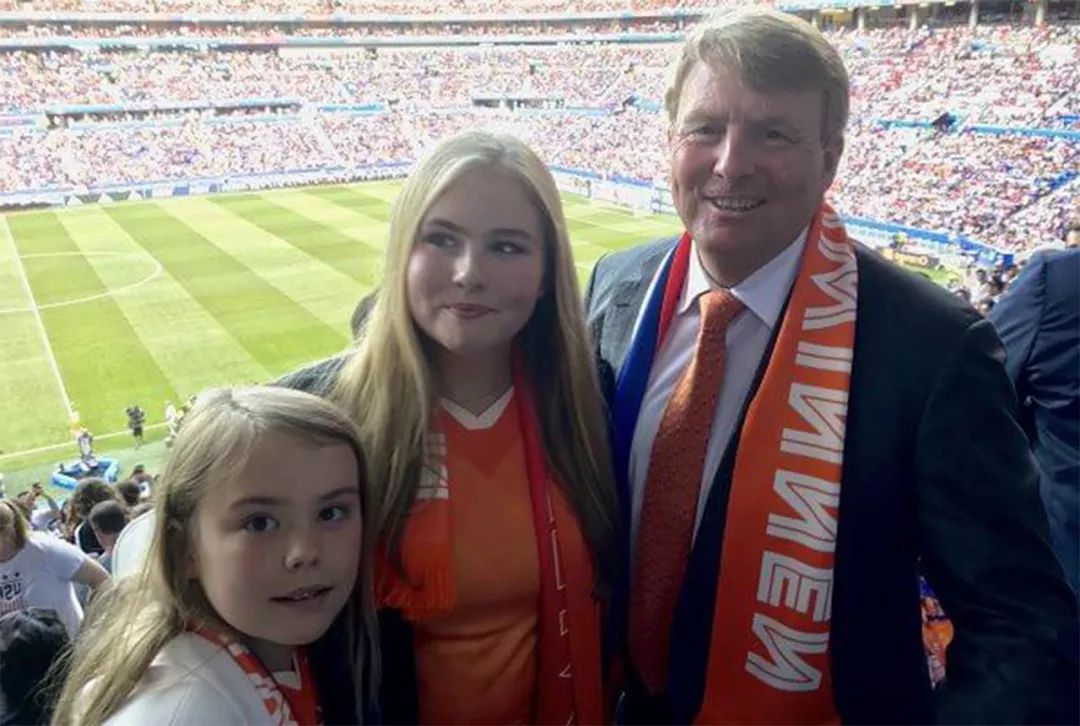 荷兰王后和女儿,荷兰王后女儿