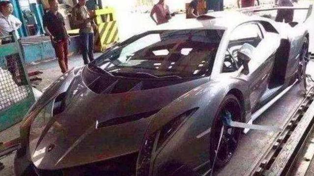 中国有几台兰博基尼毒药车主,3000万的兰博基尼毒药