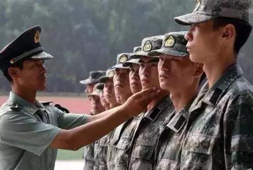 军校毕业后授军级军衔的军校,军校毕业后能被授予什么军衔