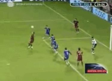 02世界杯里瓦尔多倒钩,足坛十大过人必杀技