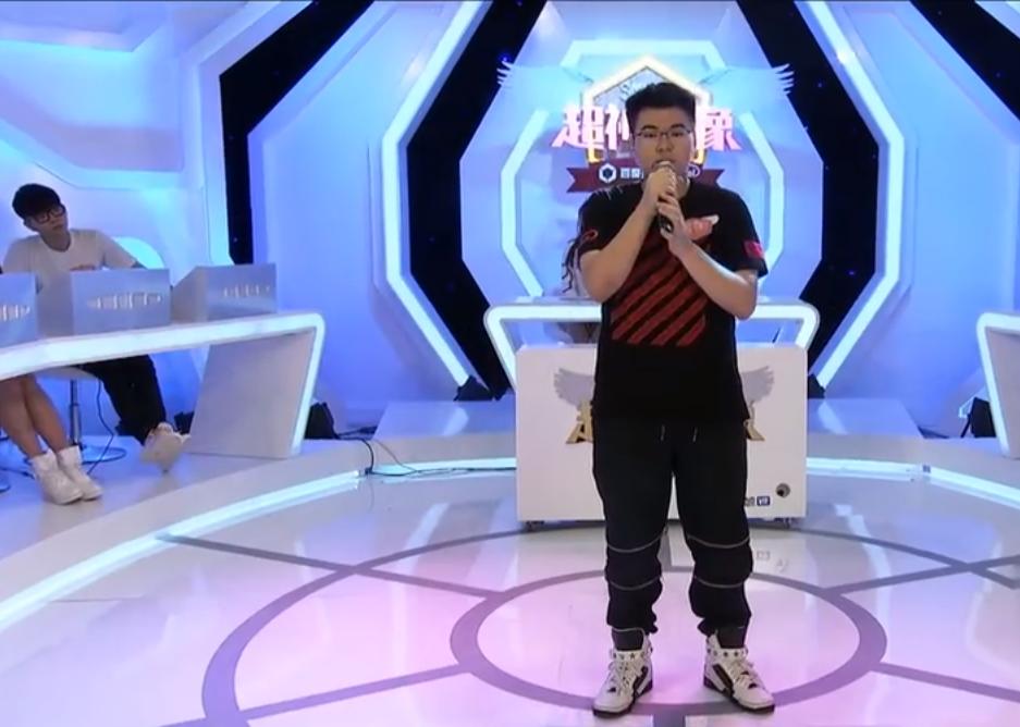 绝地求生：韦神*牙虎**直播一周年一展歌喉唱哭水友