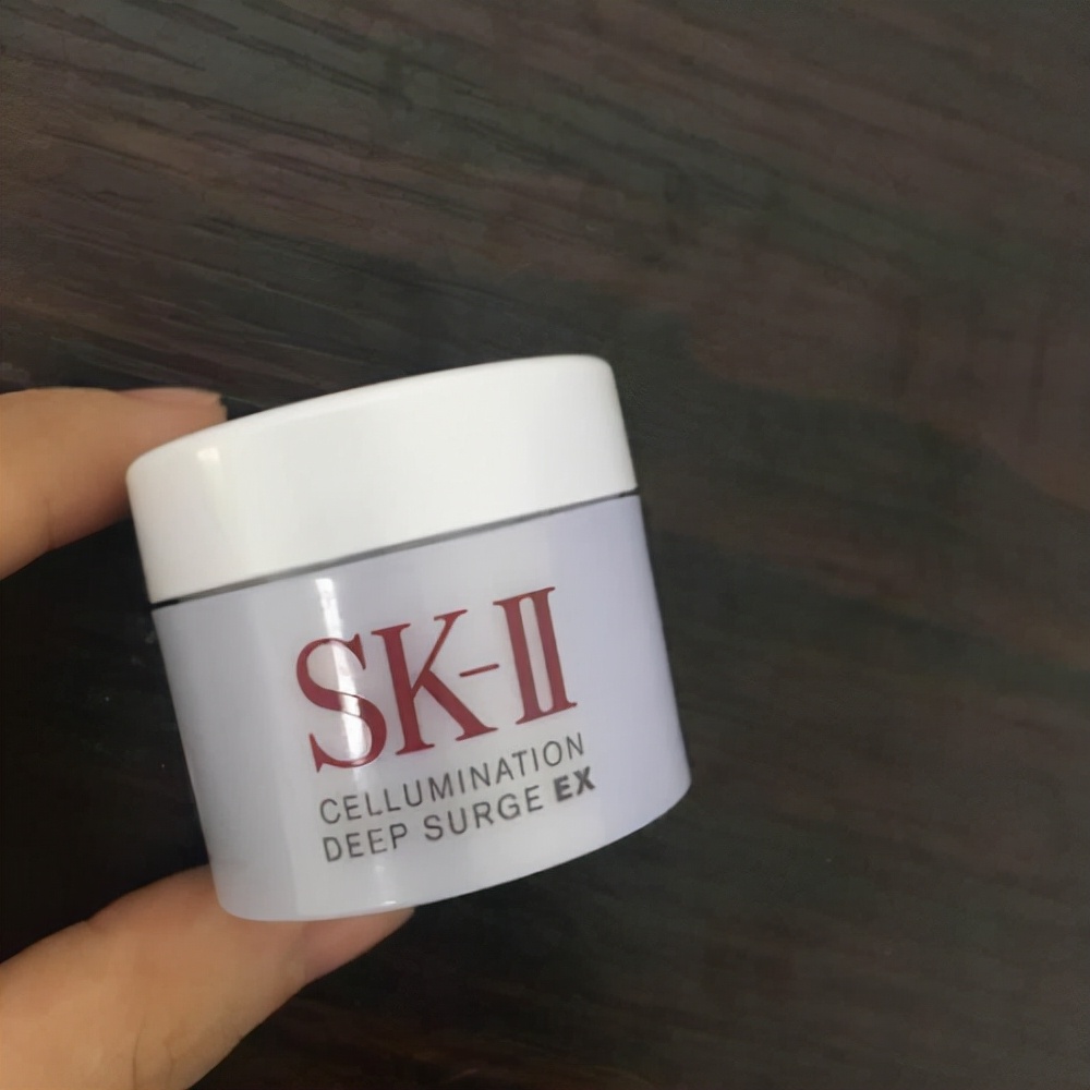 面霜推荐：这些保湿面霜为肌肤带来极度的舒适愉悦、充盈与活力