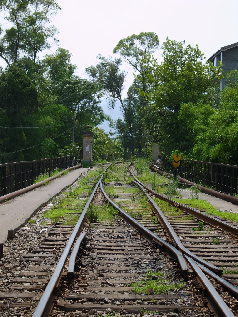 运转昭化站，探秘821厂铁路专线