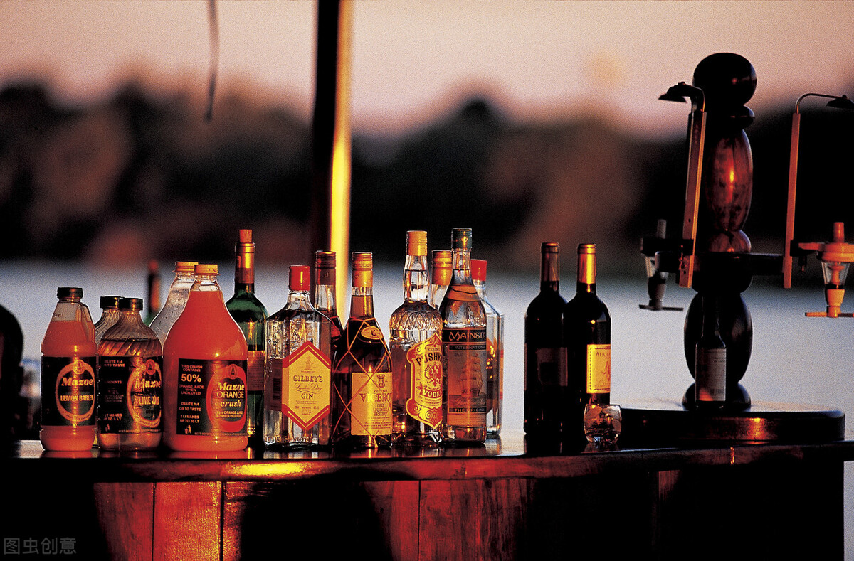 白酒和葡萄酒哪个历史更悠久,白酒黄酒葡萄酒喝哪种酒比较好