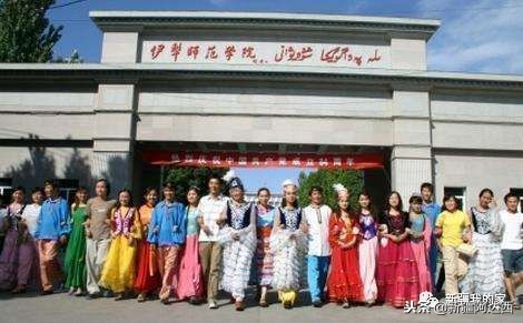 伊犁师范大学匆匆那年,终于等到你萨克斯演奏