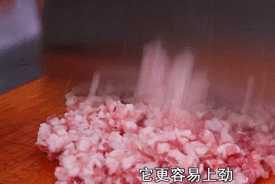 过年老式酥肉丸子的做法,上海大厨最简单的肉丸子怎么做
