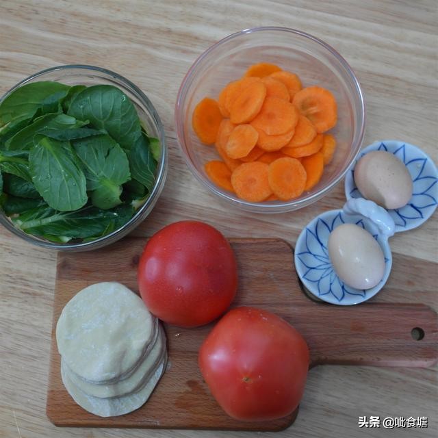 夹心面条的做法家常,手工蔬菜面条怎样做又劲道润滑