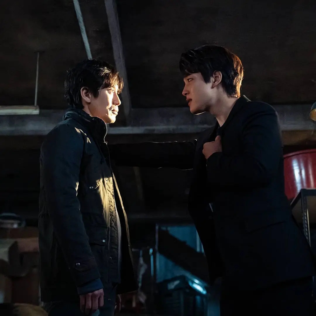 21年评分最高十部悬疑剧,《窥探》仅第4,《城市的边缘》进前3