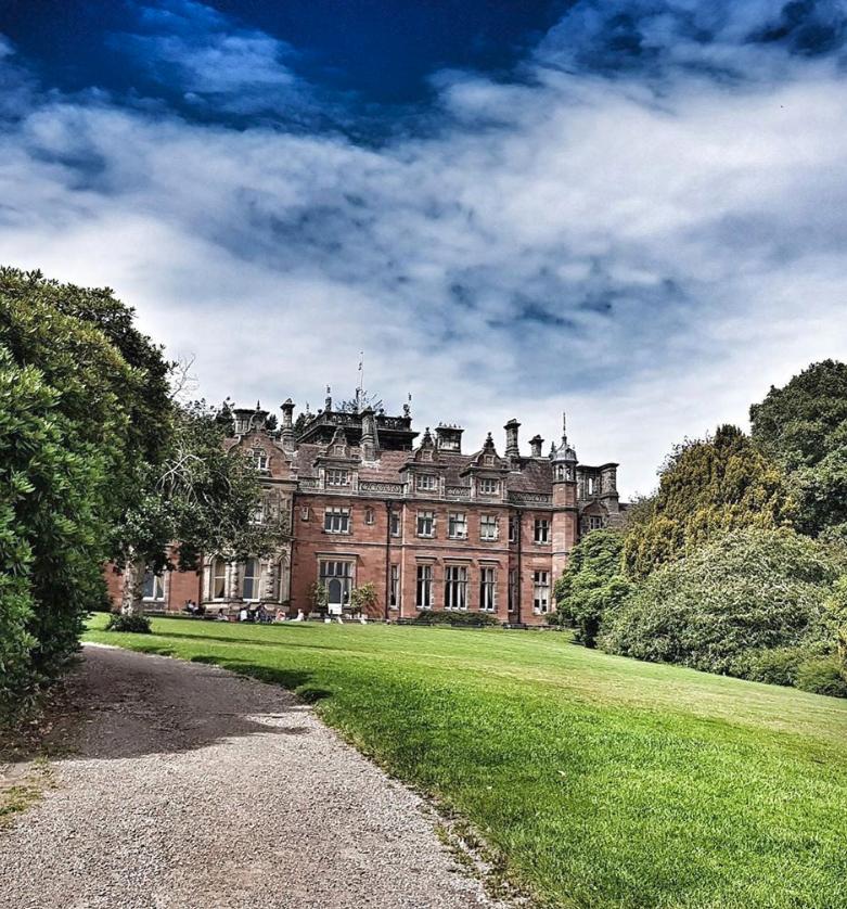 英国景色最好的大学,英国学费最便宜的十所大学