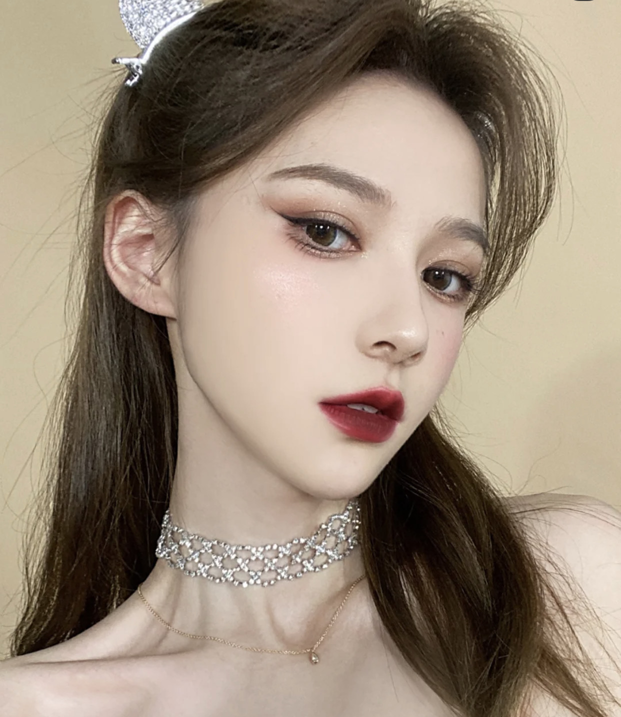 香奈儿132和圣罗兰302哪个适合黄皮,香奈儿口红vivacity132滋润