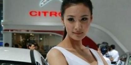 杨幂变整容范本，七个翻版中最后一个杨幂自己看到都会被吓哭