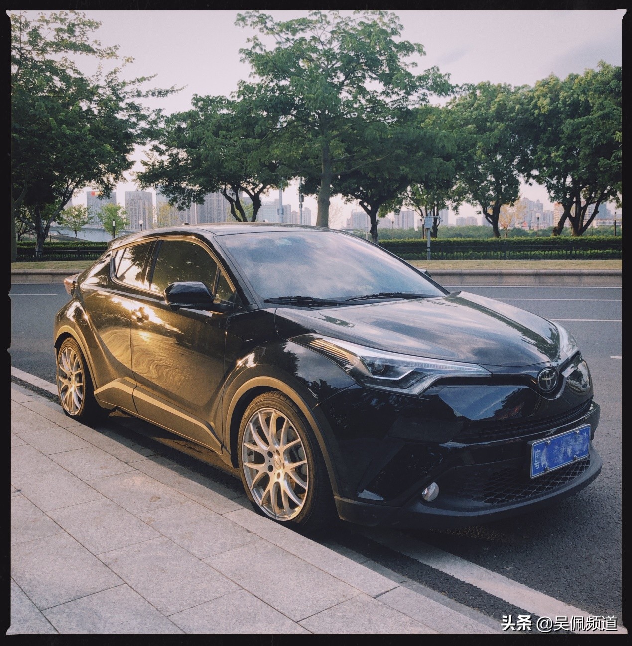 2023款丰田c-hr双擎版试驾,丰田c-hr双擎长途体验