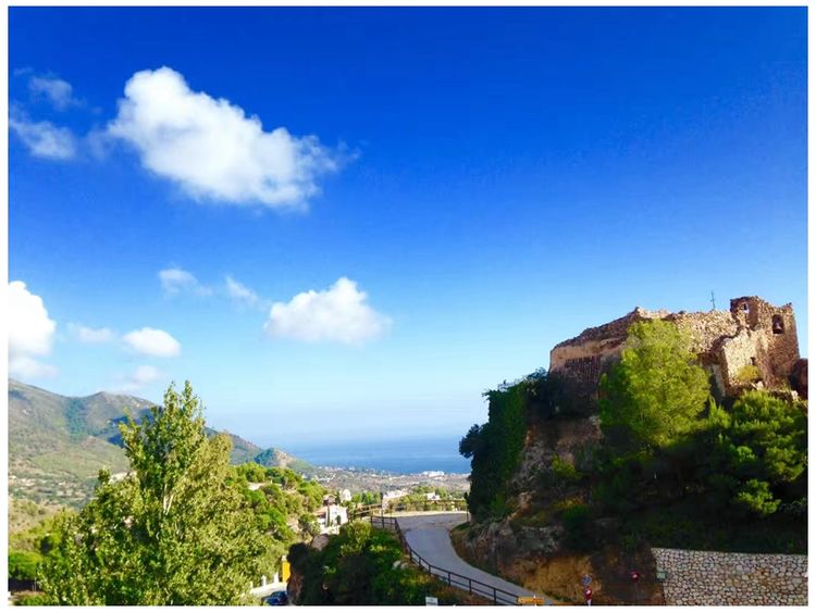 西班牙与世隔绝小镇,西班牙最美十个小镇