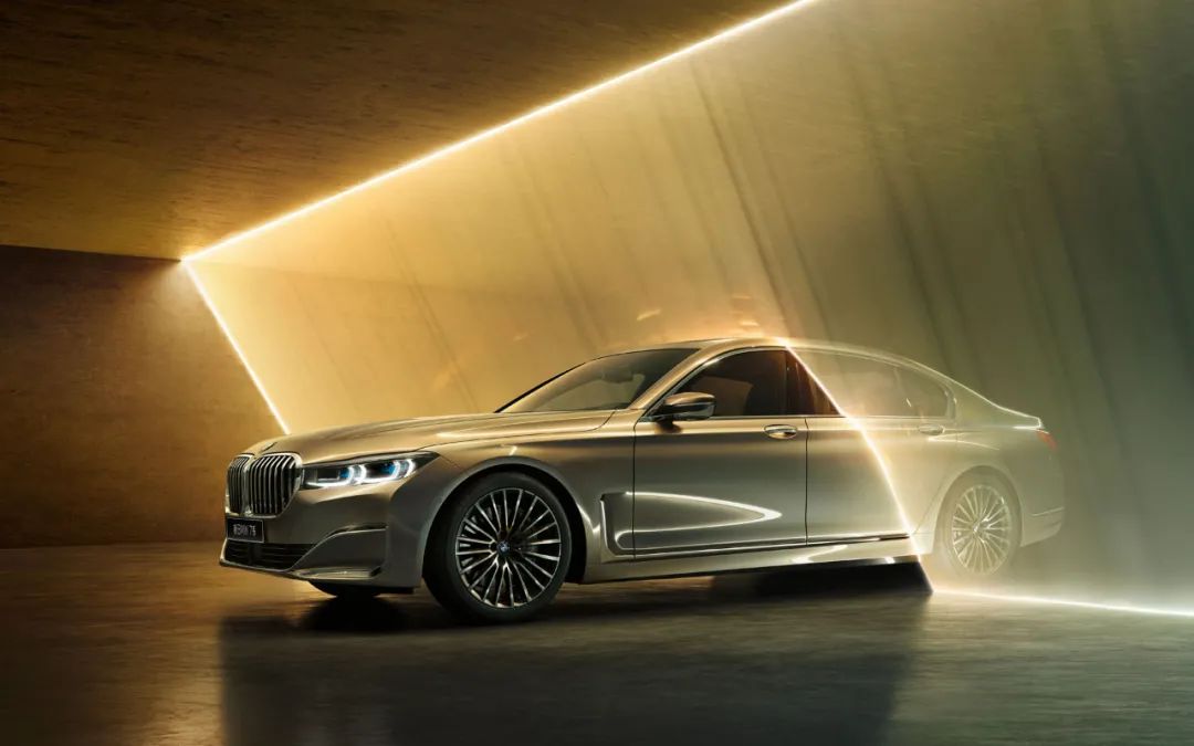 宝马爆款2022新款高端,宝马重磅