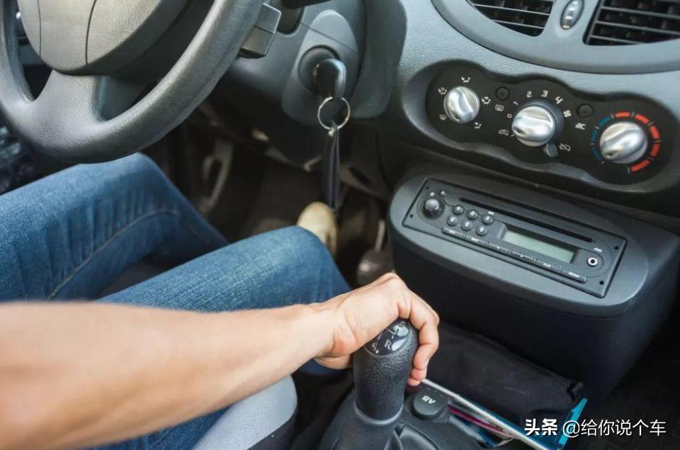 新手开车怎么避免担心害怕,新手开车怎么克服速度恐惧