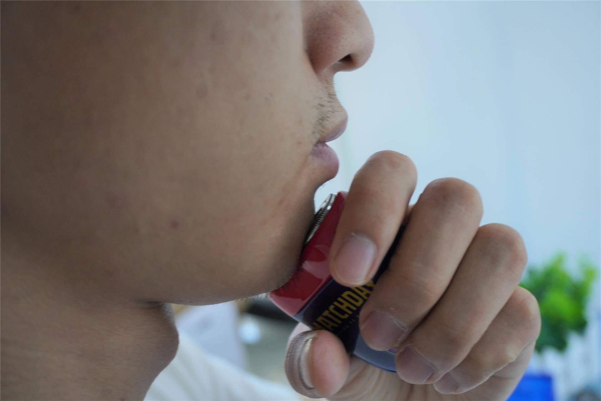 yoose透明剃须刀开箱,yoose剃须刀银色开箱