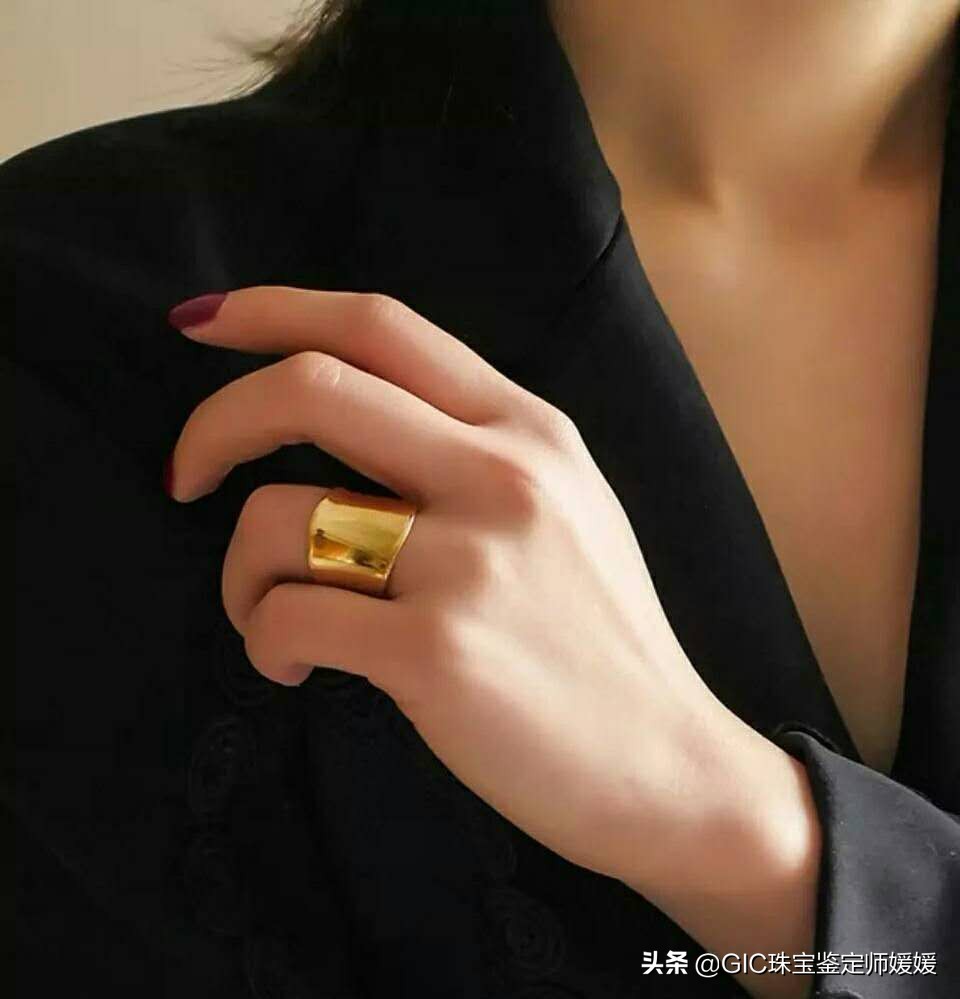 内行人告诉黄金品牌哪个靠谱,黄金买什么金好保值