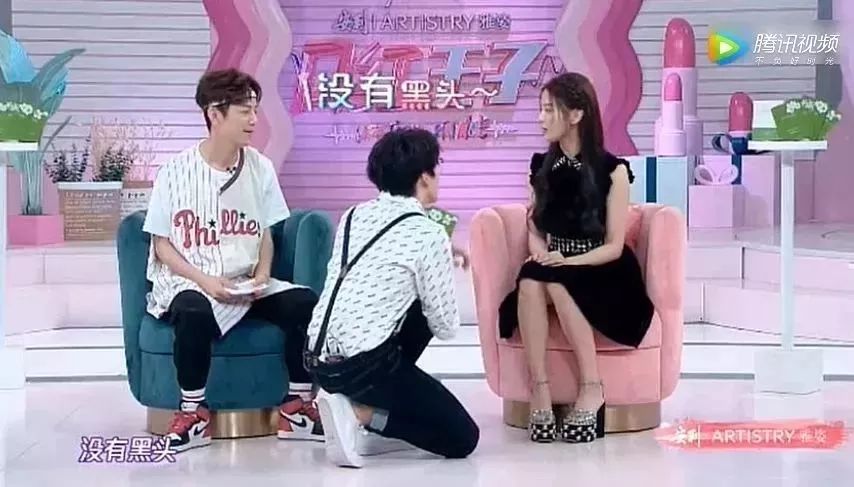 黑头越挤毛孔越大怎样摆脱草莓鼻,黑头越挤越大怎么恢复