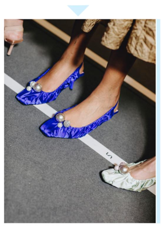 夏天穿什么鞋子不捂脚透气,天气热鞋捂脚