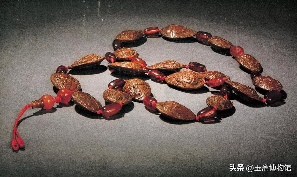 微雕正圆十二金钗核雕,核雕大师微雕作品